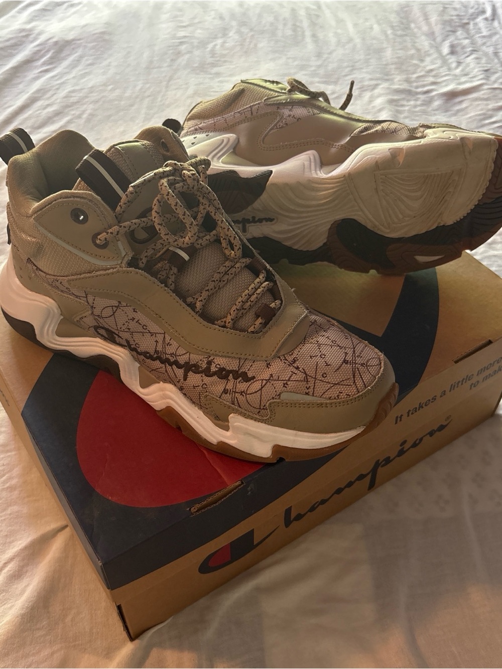 Champion Hyper Apex Mid in Dark Khaki/Chocolate